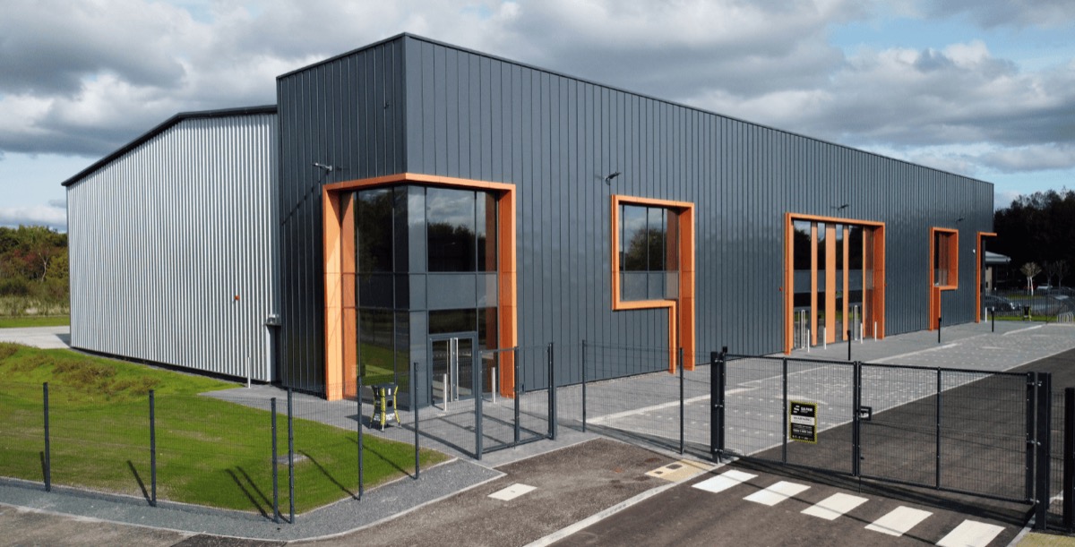 Industrial building used as a previous works case study image.